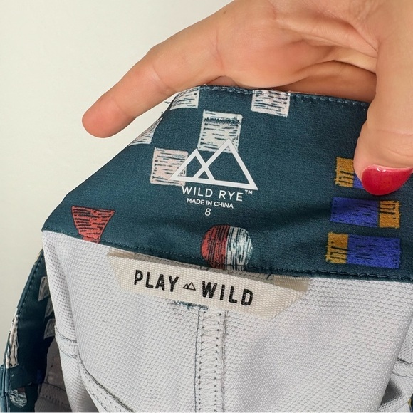 Wild Rye Kaweah Bike Shorts Green Geometry Class Outdoor Hiking Biking Size 8 - Picture 5 of 6